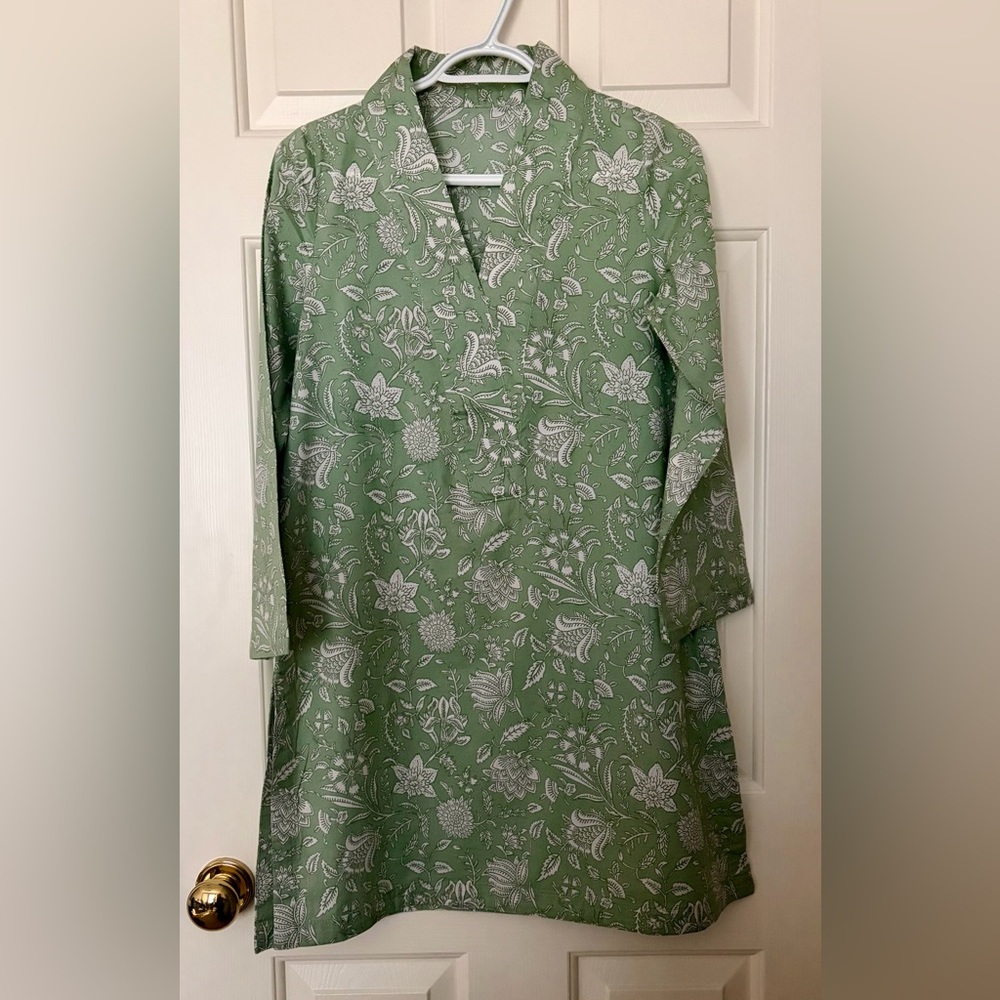 Printed cotton tunic shirt top size small